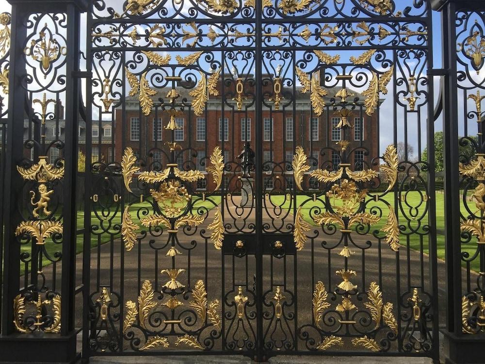 Beverley City London Exterior foto